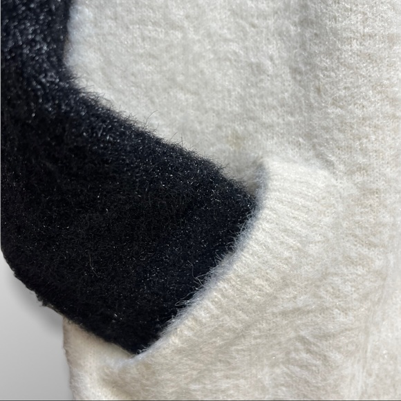 F&P fuzzy baseball cardigan - Picture 6 of 8